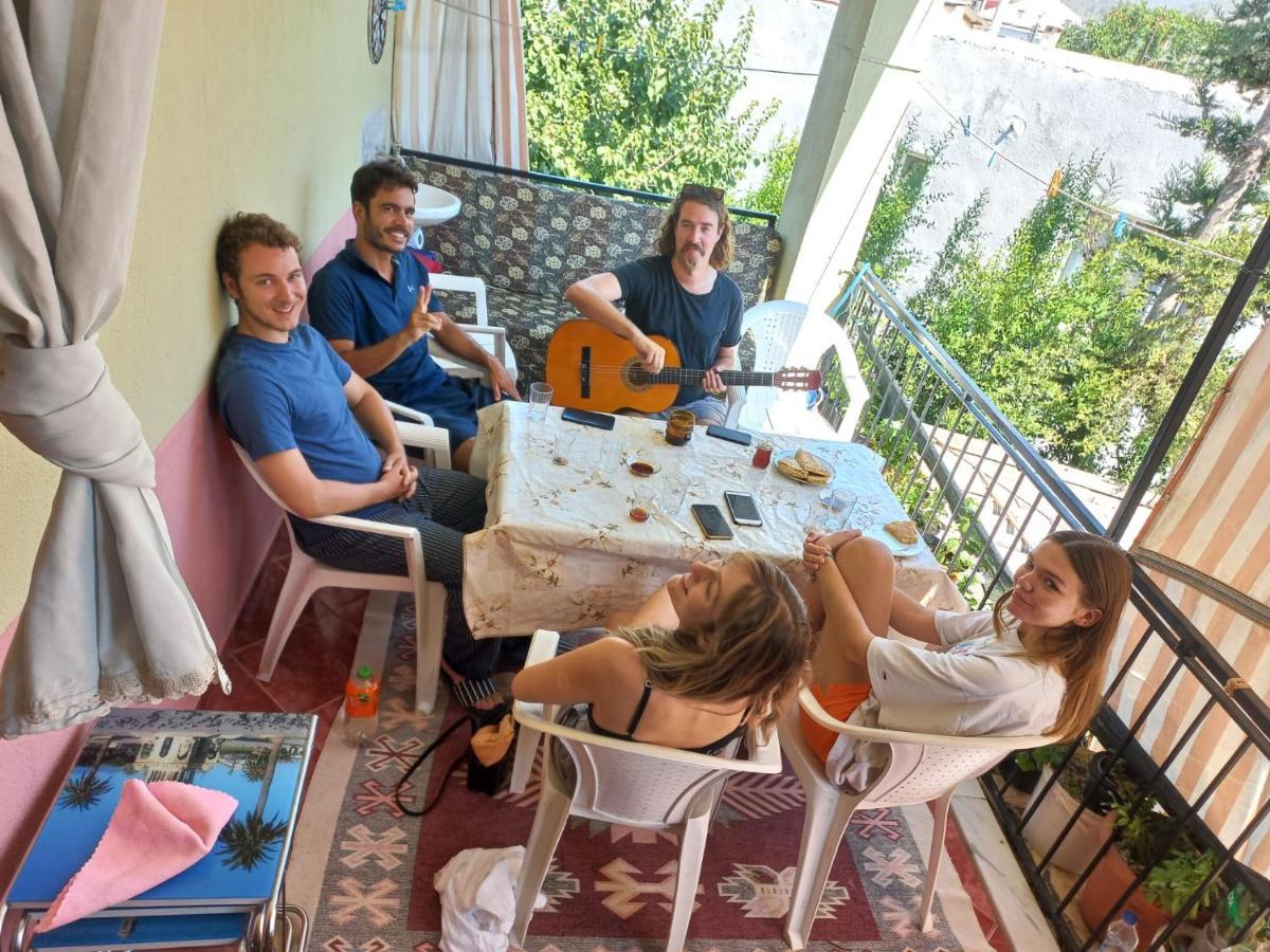 Adventurous Local Hostel Fethiye Eksteriør bilde