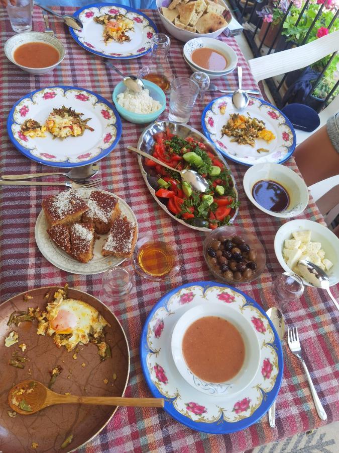 Adventurous Local Hostel Fethiye Eksteriør bilde